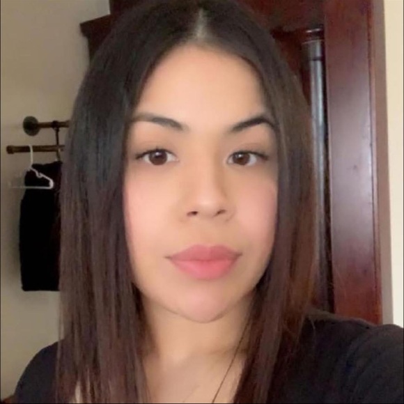 leslieeee09